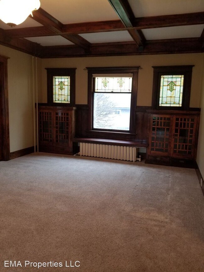 Building Photo - 3 br, 2 bath House - 427 W 7th Avenue