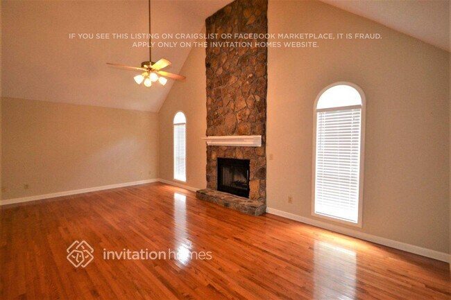 Building Photo - 6020 Rolling Oaks Ln