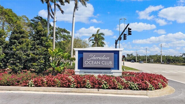 Foto del edificio - 2731 Ocean Club Blvd