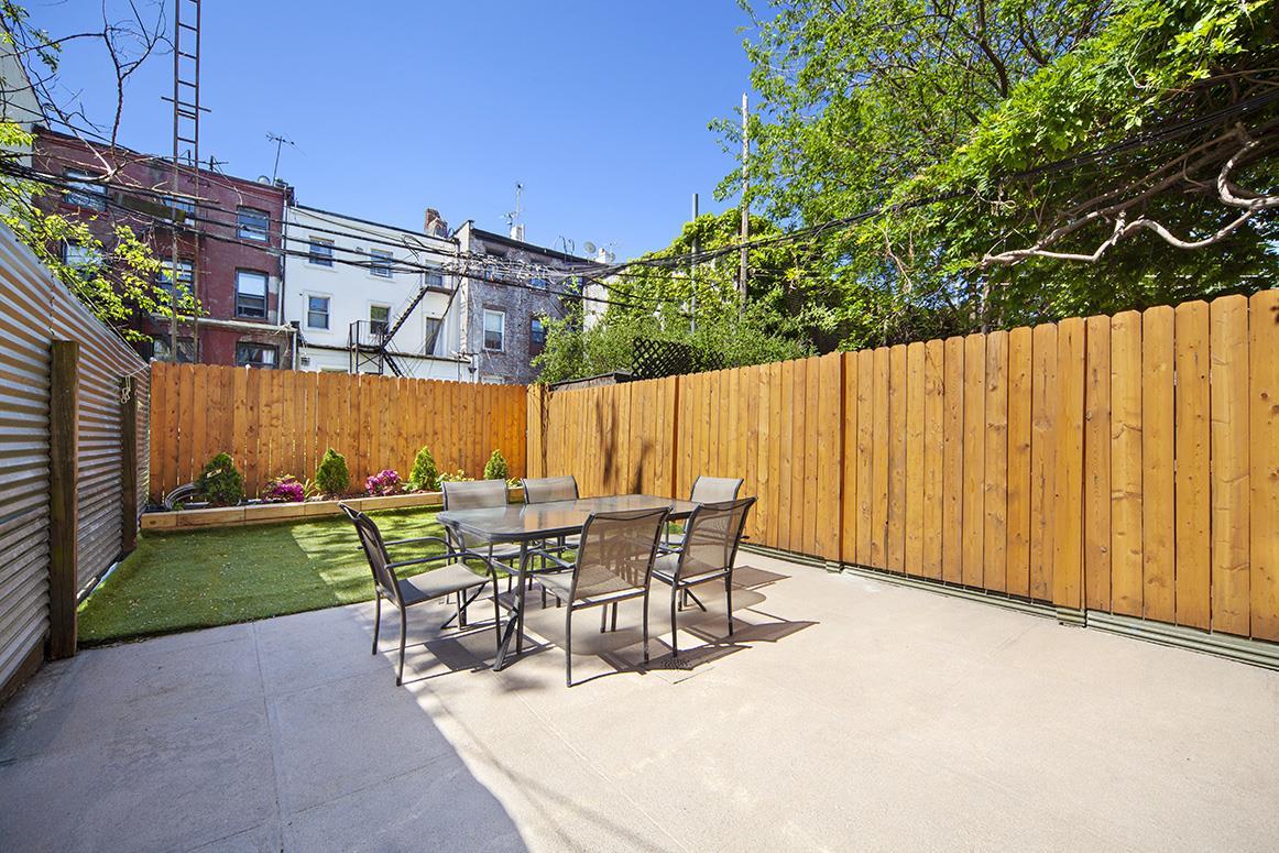 Foto principal - 144 Summit Street