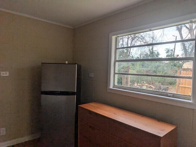 Foto del edificio - 1815 Jenkins St