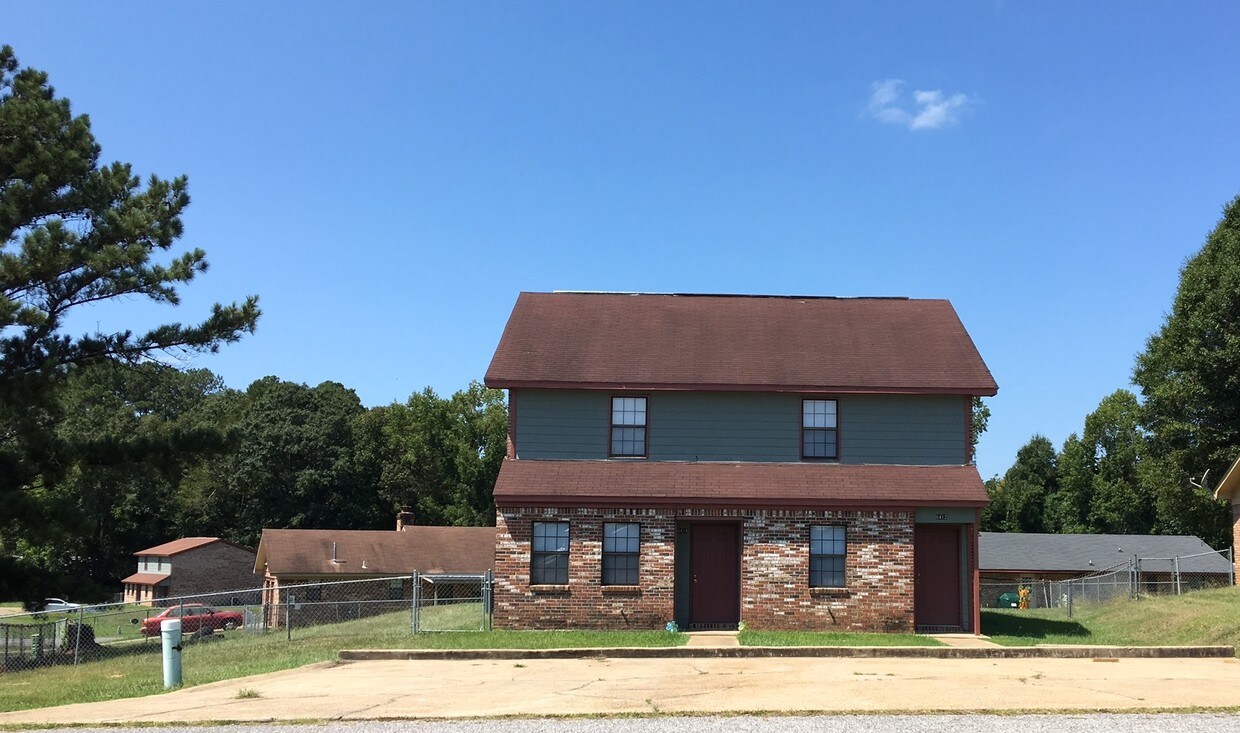 6414 Koosa Dr, Marion, MS 39342 Townhome Rentals in Marion MS