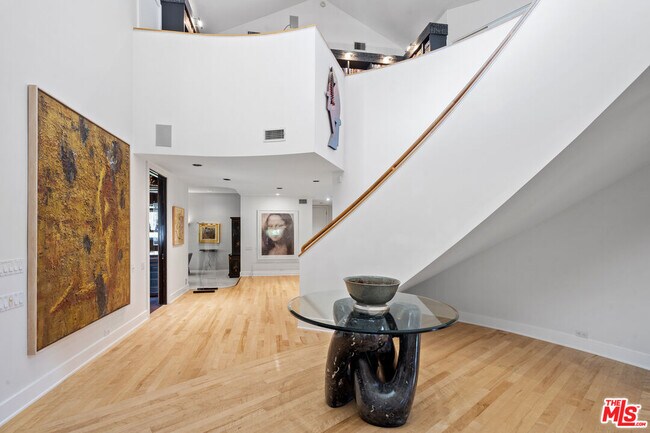 Foto del edificio - 16101 Valley Meadow Pl