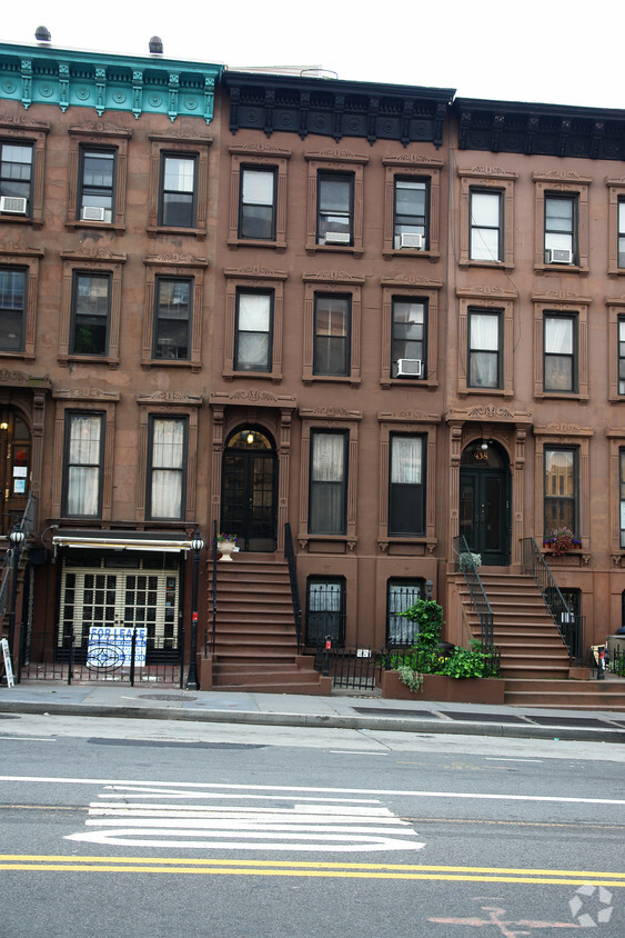 Primary Photo - 440 9th St