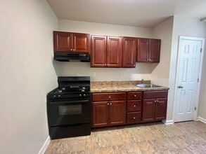 Building Photo - 3616 Elmley Ave