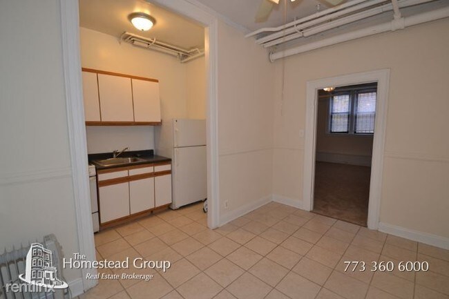 Foto del edificio - 634 W Addison St