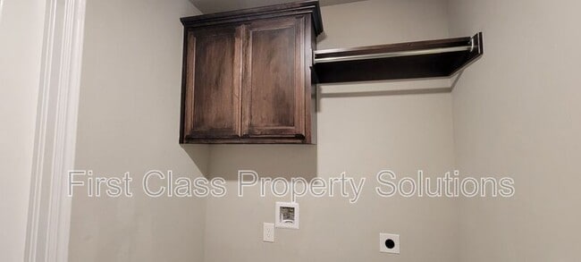 Foto del edificio - 1113 Chestnut Creek Dr