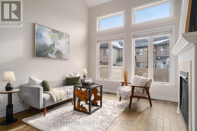 Photo du bâtiment - 336 Rainrock Cres