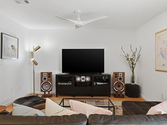 Foto del edificio - 915 NW 7th St