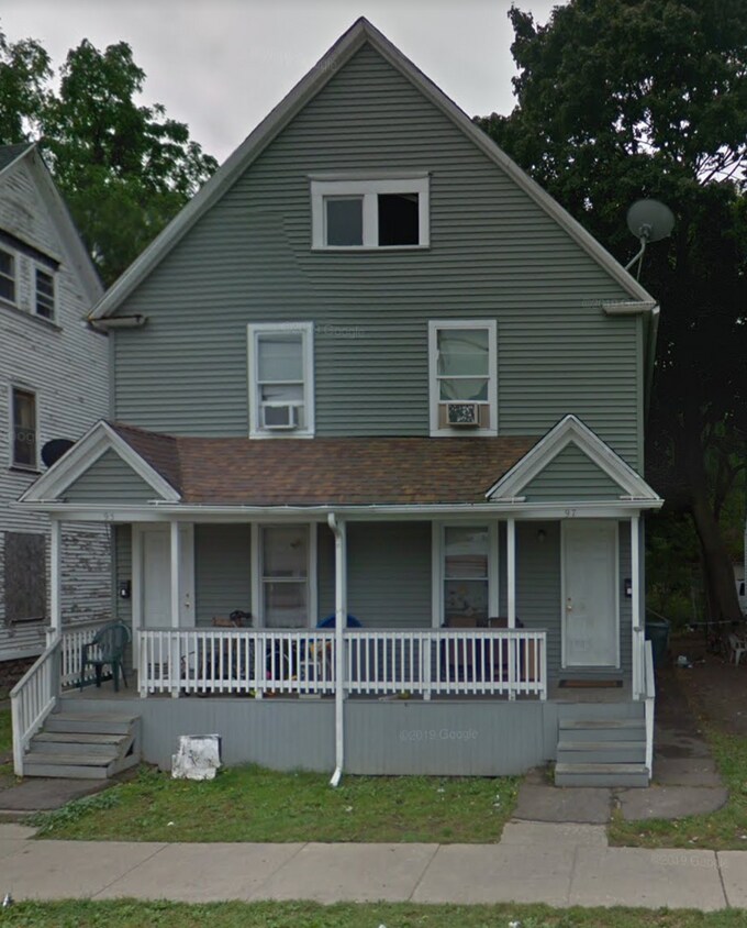 Foto principal - 97 Kirkland Rd