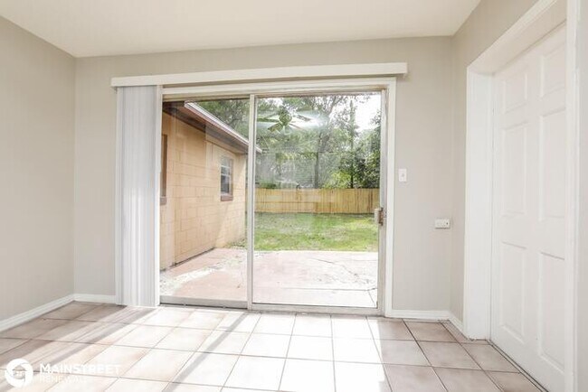 Building Photo - 411 S Bay Ave, Sanford, FL 32771