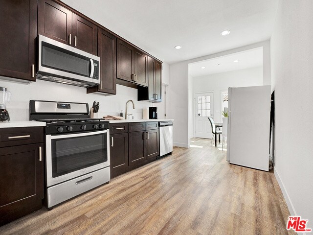 Building Photo - 5075 Edgewood Pl