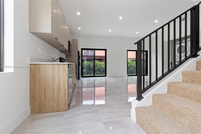 Foto del edificio - 135 SW 114th Ave