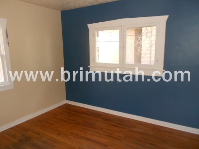 Building Photo - 409 S University St