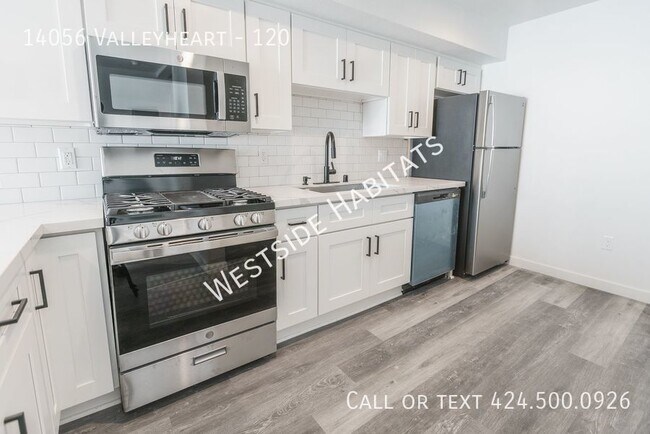 Foto del edificio - 14056 Valleyheart Dr