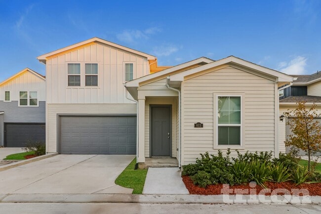 Building Photo - 9835 Willow Creek Commerce Dr