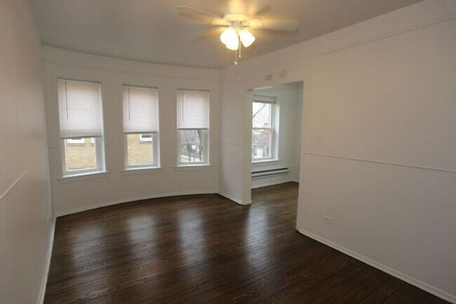 Foto del edificio - 4501 Malden St