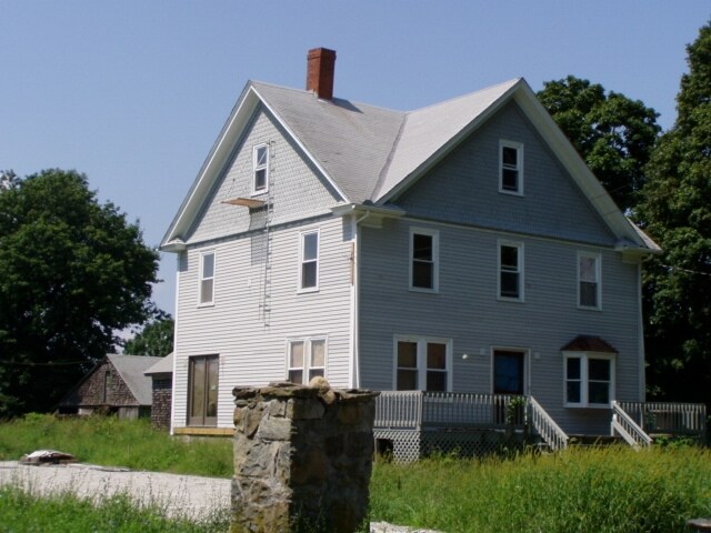 Primary Photo - 193 Touisset Rd