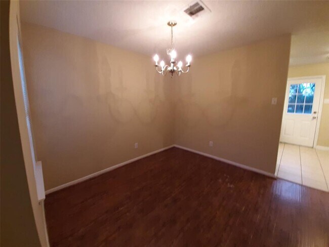 Foto del edificio - 5602 Amaranth Meadow Ln