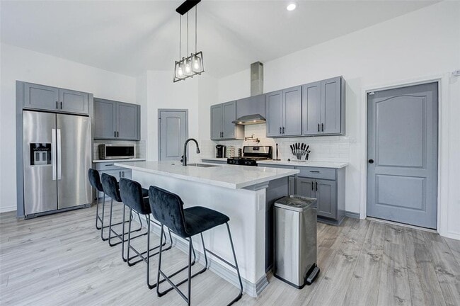 Building Photo - 10213 Ashville Dr