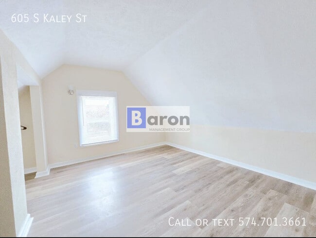 Building Photo - 605 S Kaley St