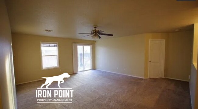 Foto del edificio - 3bed/2bath house in Nampa w/2 car garage, ...