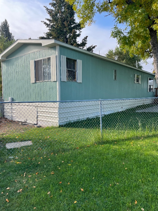 Building Photo - 2731 Dodge Ave