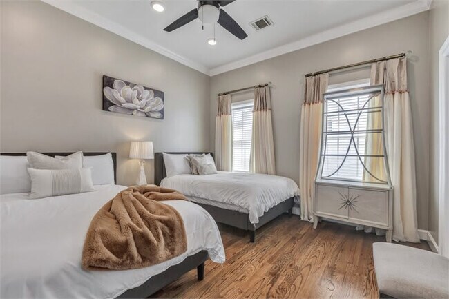 Foto del edificio - 3706 Sherman St