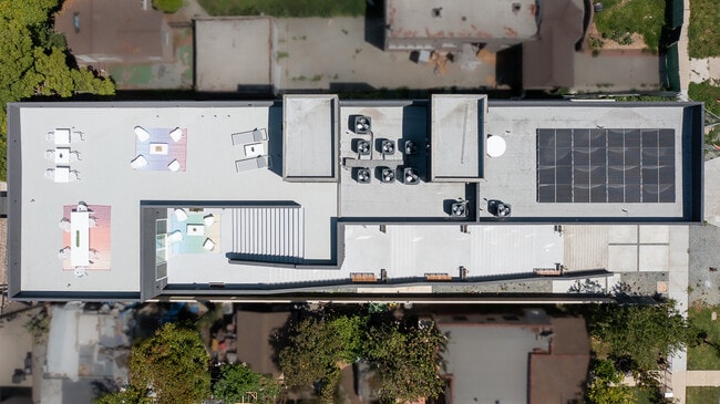 Photo - 3045 West Blvd Apartment