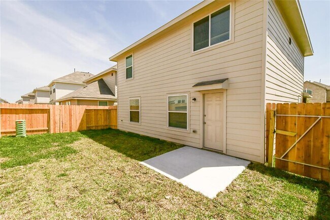 Building Photo - 4142 Silver Ranch Rd