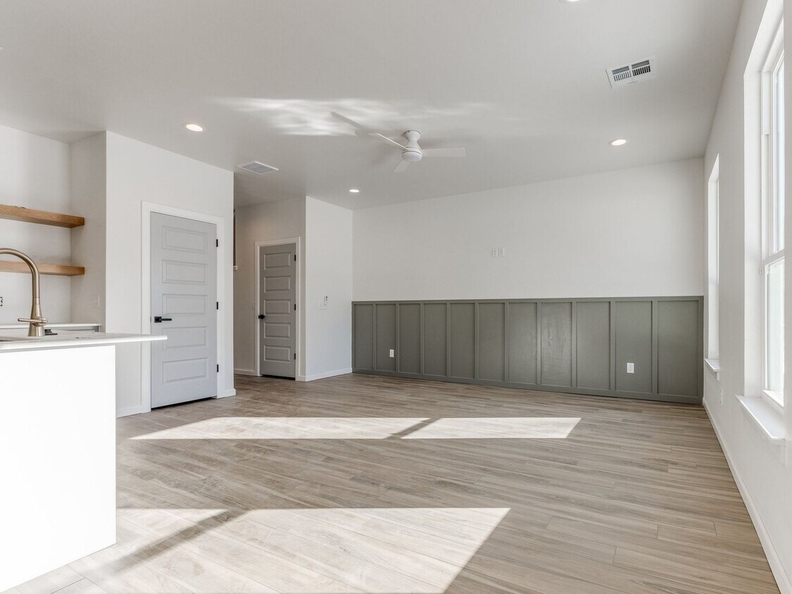 Foto principal - Norman - Close to Campus! 3 Bed, 2.5 Bath ...