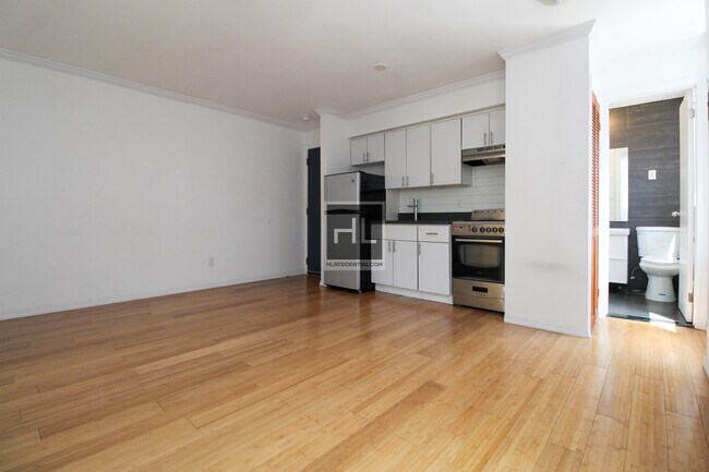 Building Photo - 2 Bedroom On Pacific Street In Crown Heights