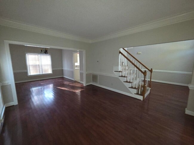 Building Photo - 234 N Marion Dr