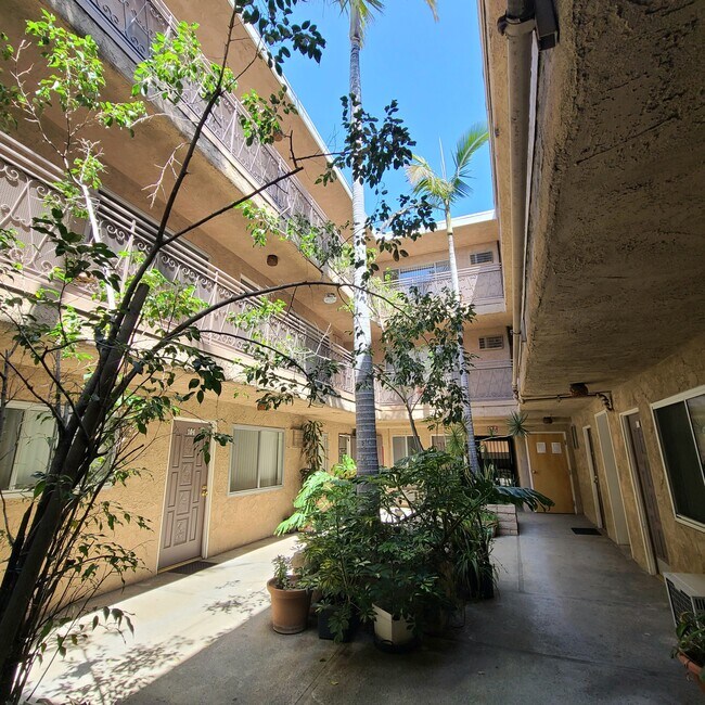 Foto del edificio - 10425 Irene St