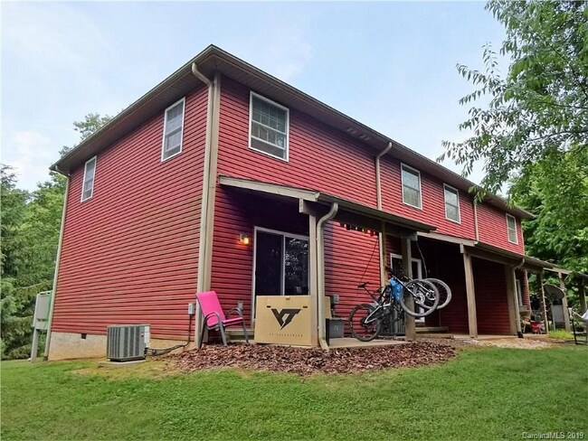 Building Photo - 34 Selwyn Rd