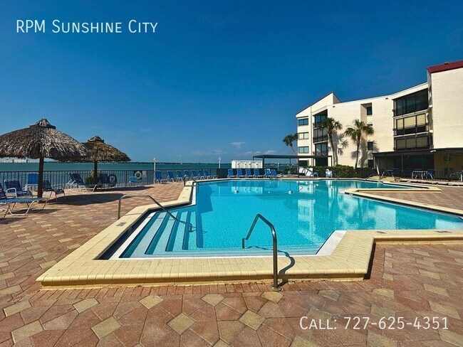 Foto del edificio - 5724 La Puerta Del Sol Blvd S