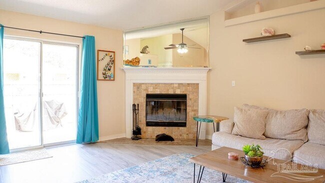 Foto del edificio - 2661 Hidden Estates Cir