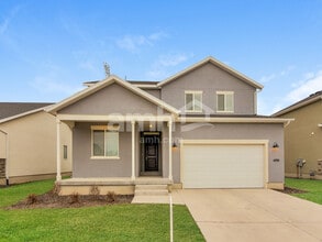 Building Photo - 4292 N Poplar St