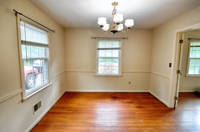 Foto del edificio - Country Living in Chapel Hill