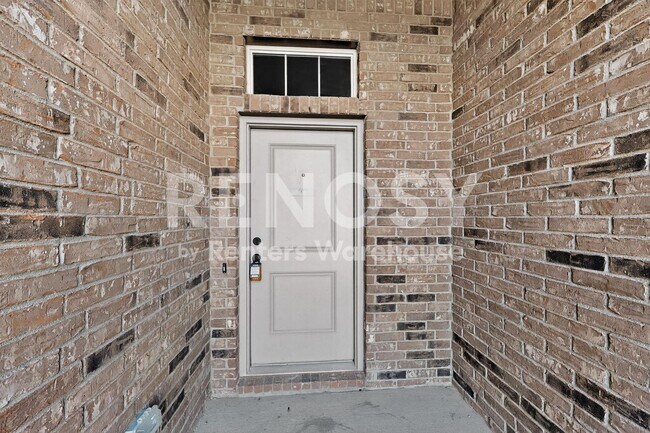 Foto del edificio - 8517 Centerboard Ln