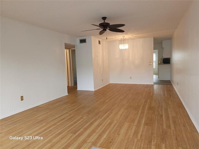 Foto del edificio - 2386 Sumatran Way