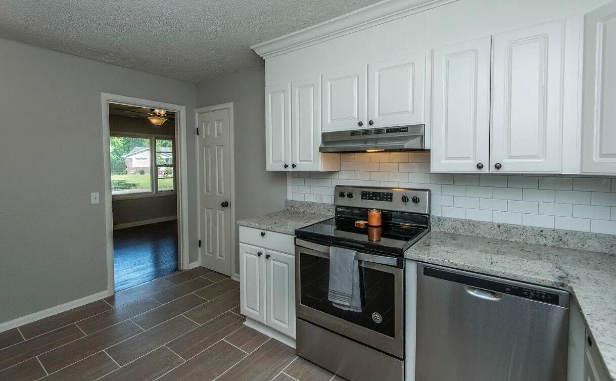 Photo - 6308 Brandt Street