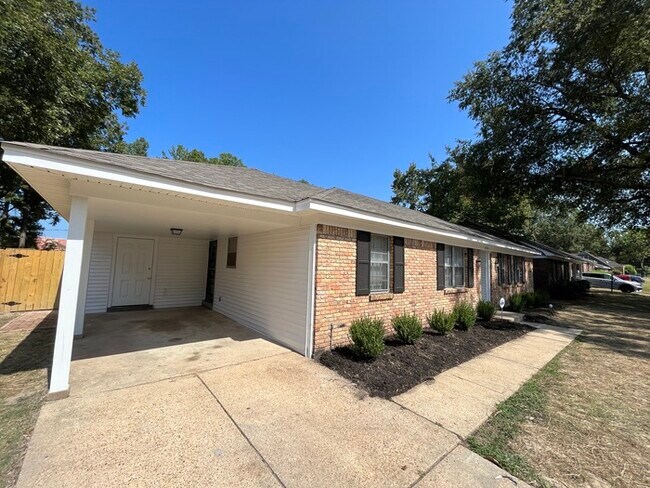 Building Photo - 4794 Judy Lynn Ave - Available Now!