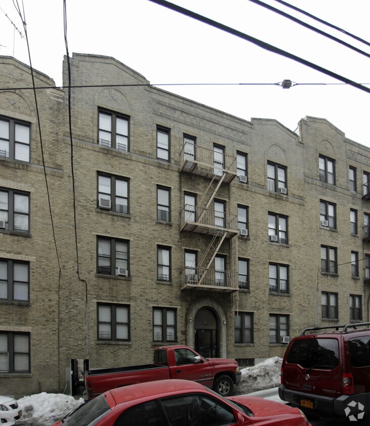 Foto del edificio - 256 E 237th