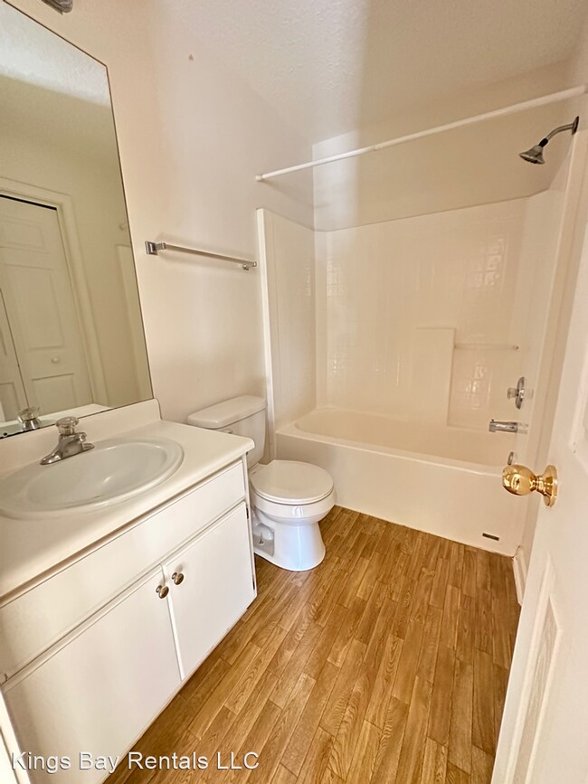 Building Photo - 4 br, 3 bath House - 22 Robins Court