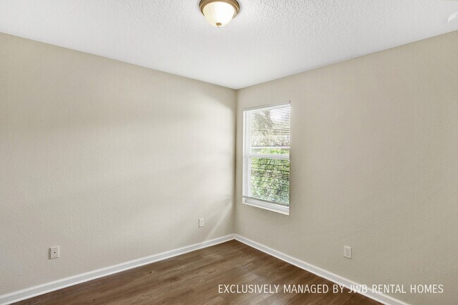 Building Photo - 3035 Post St