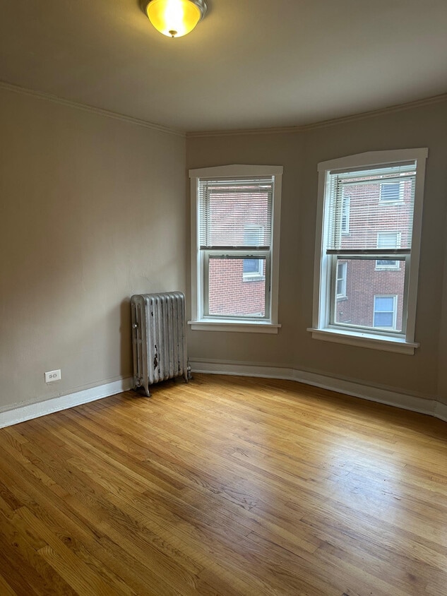 Foto principal - 4029 W Melrose St
