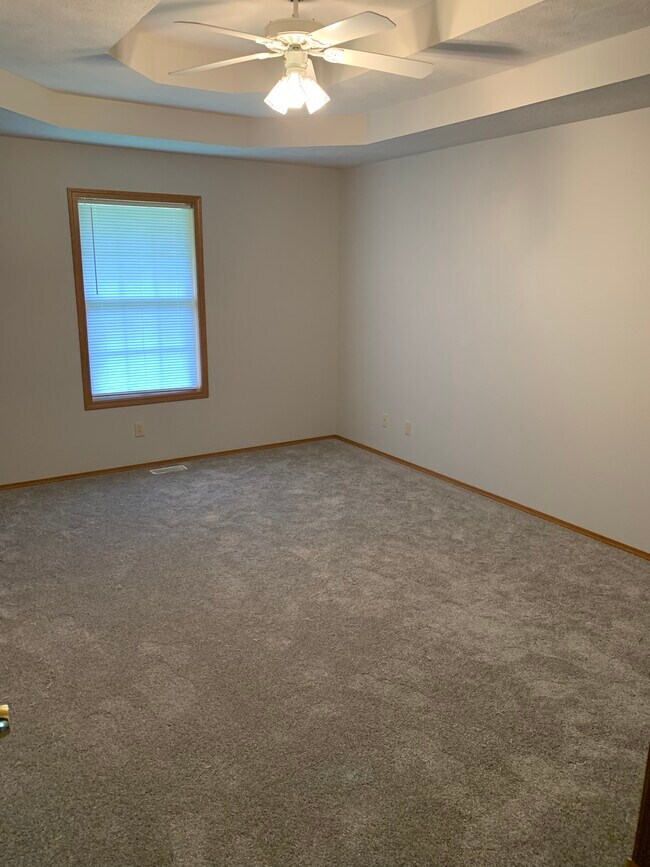 2032 S Colgate Ave, Springfield, MO 65807 House Rental in Springfield