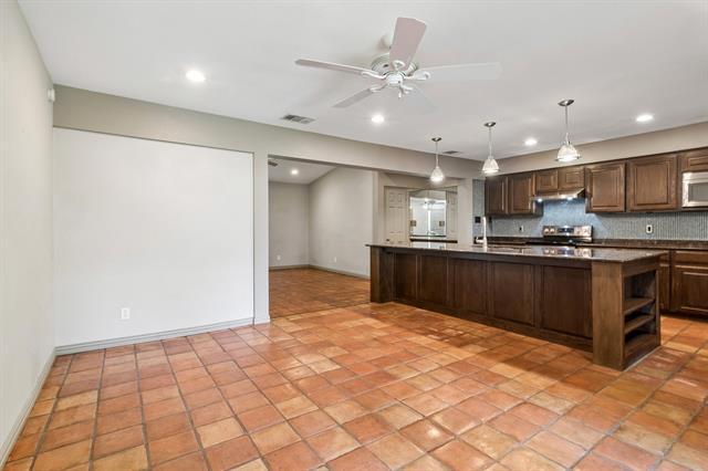 Building Photo - 13205-13205 Kit Ln