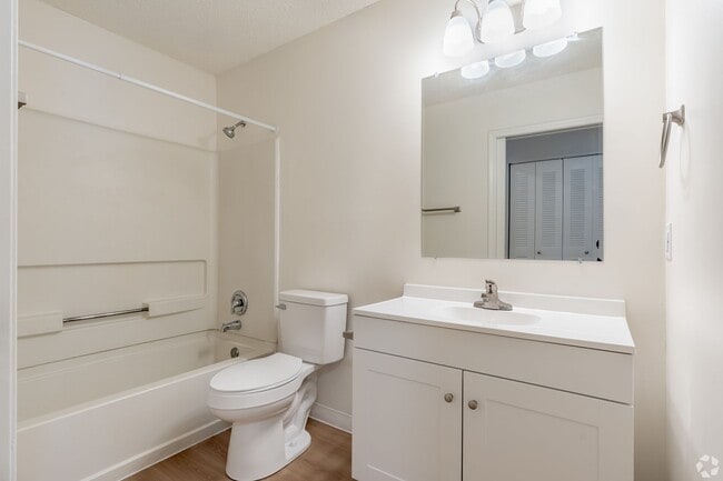Interior Photo - Roxford Village